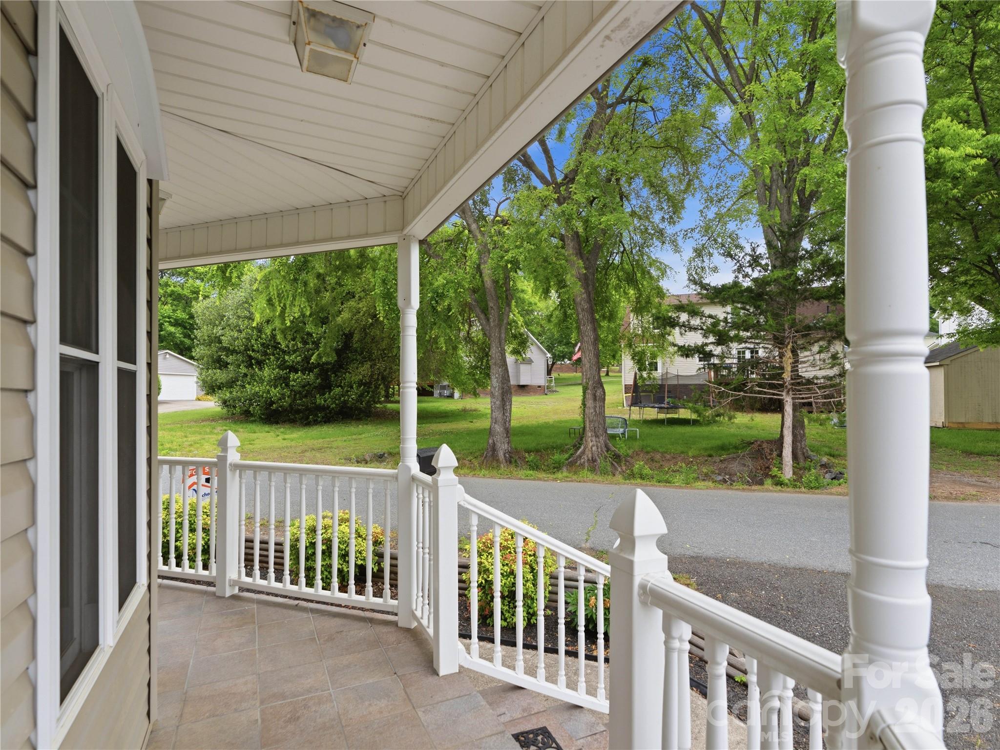 4423 Railroad Avenue Harrisburg NC 28075