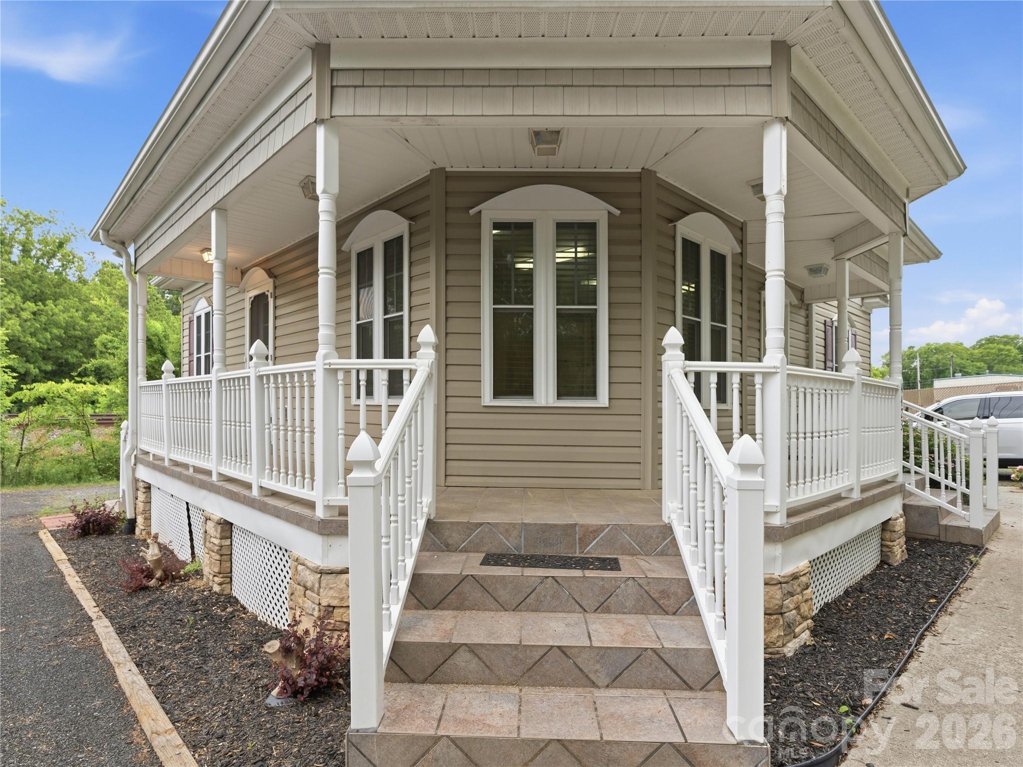 4423 Railroad Avenue Harrisburg NC 28075