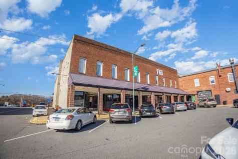 59 Court Square Mocksville NC 27028