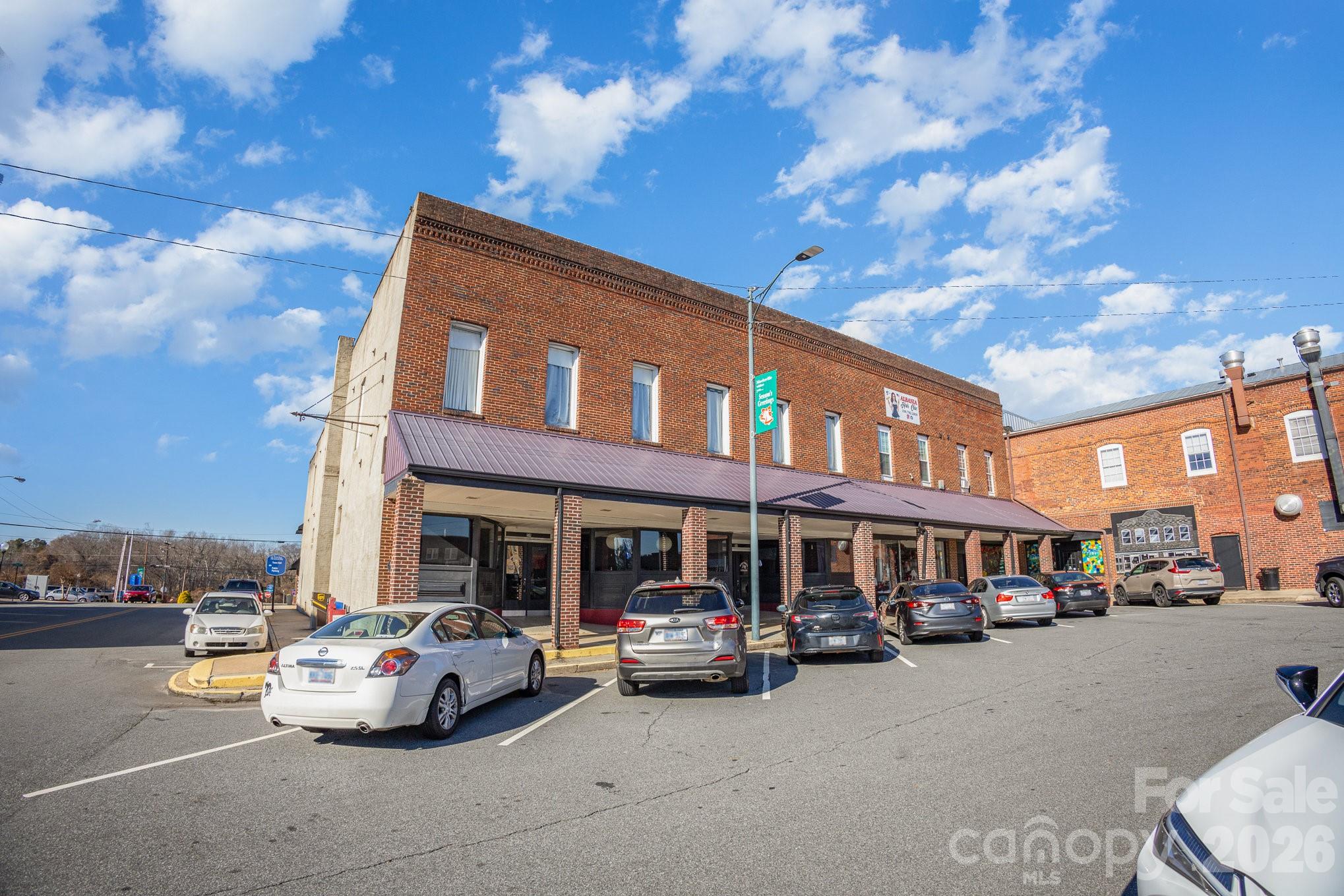 59 Court Square Mocksville NC 27028