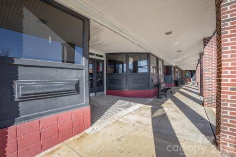 59 Court Square Mocksville NC 27028