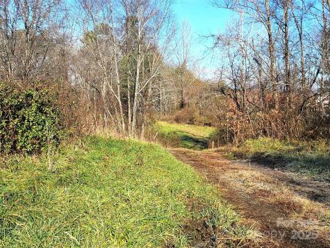 4794 Boylston Highway Mills River NC 28759