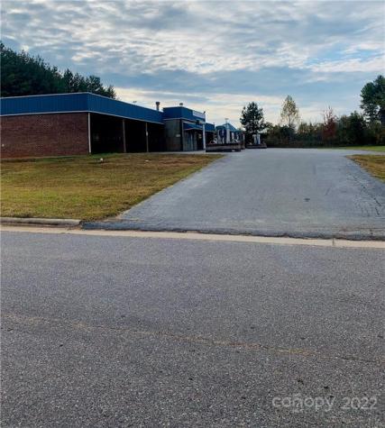 90 Buffett Boulevard Taylorsville NC 28681