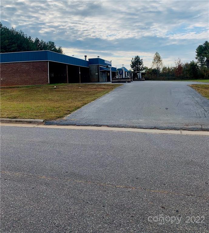 90 Buffett Boulevard Taylorsville NC 28681