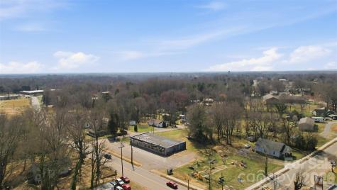 1904 N Rankin Avenue Newton NC 28658