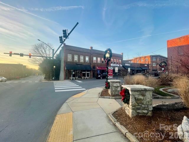 37 S Main Street S Mars Hill NC 28754