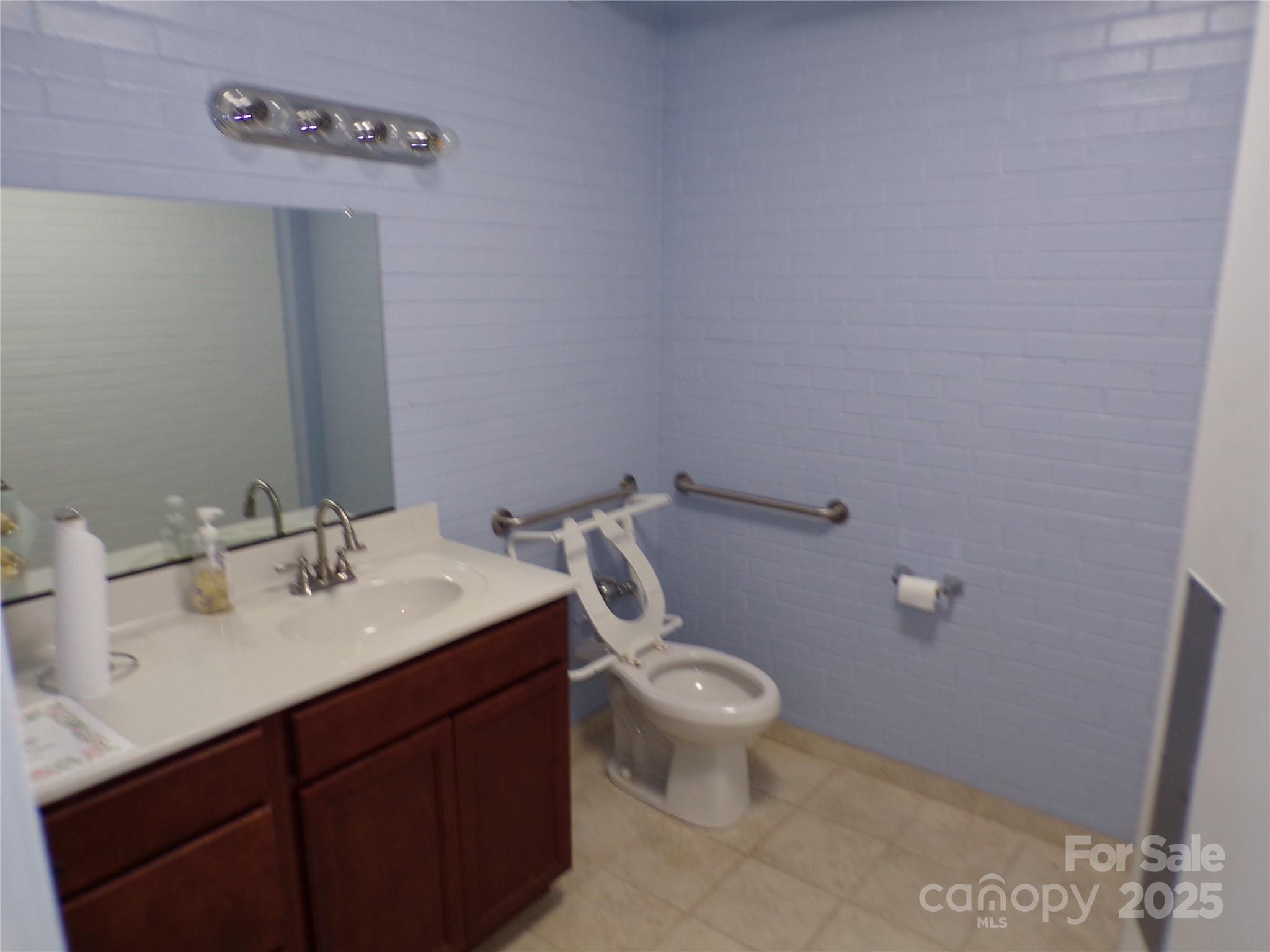 150 Westwood Place Asheville NC 28806
