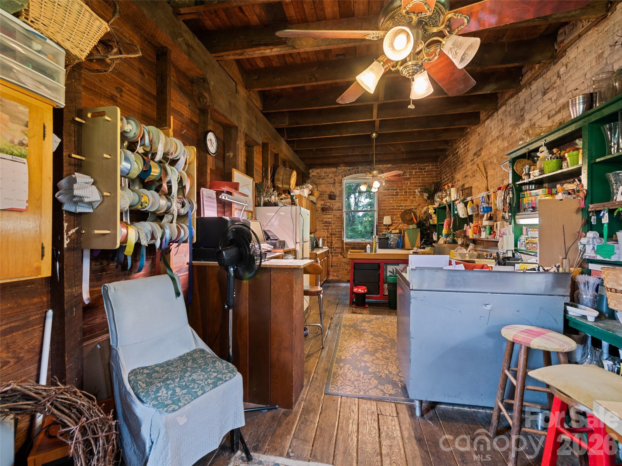 123 S Main Street Waynesville NC 28786