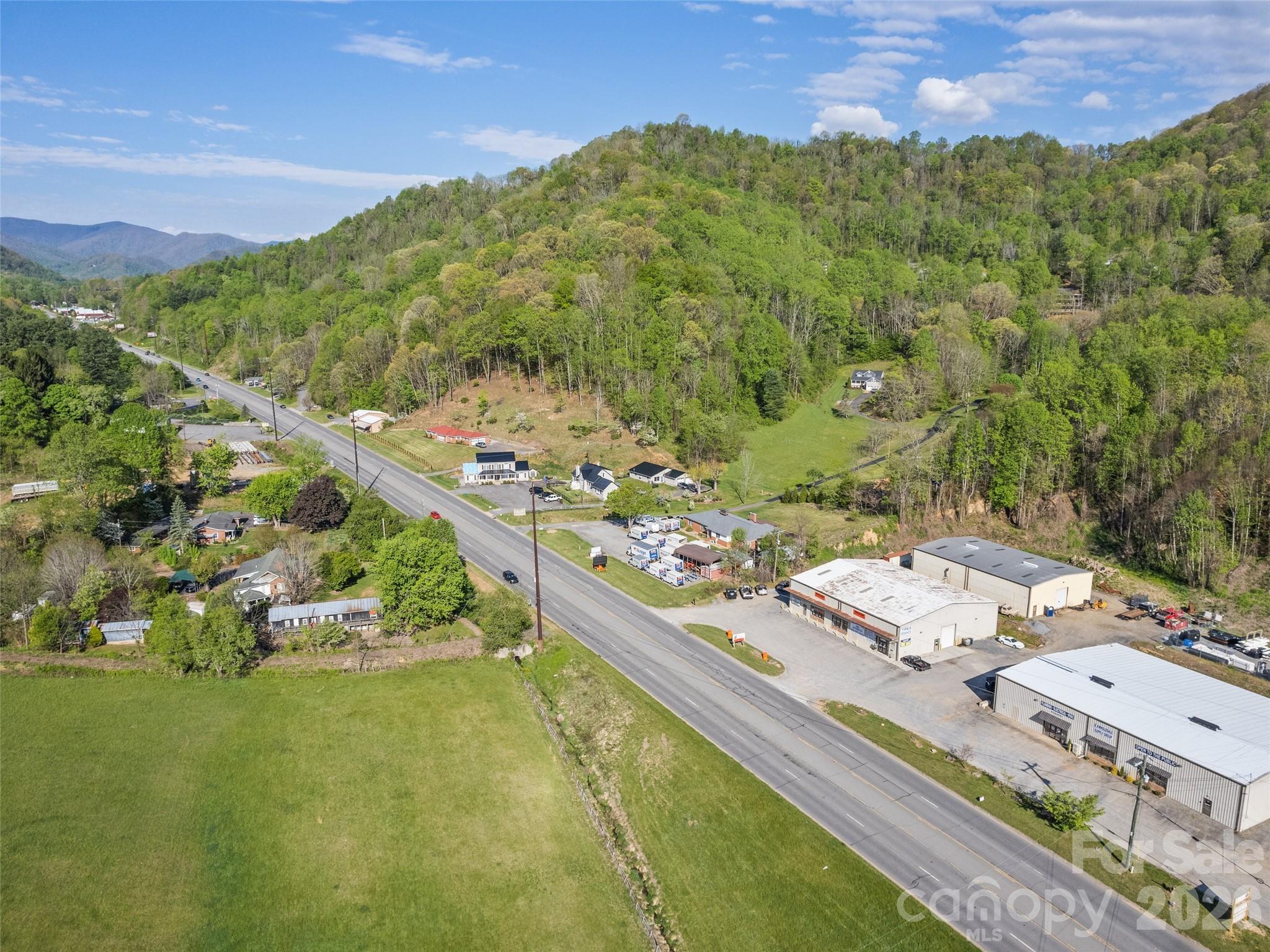 2466 Dellwood Road Waynesville NC 28786