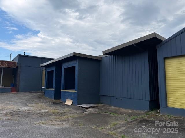 618 E Meeting Street Morganton NC 28655