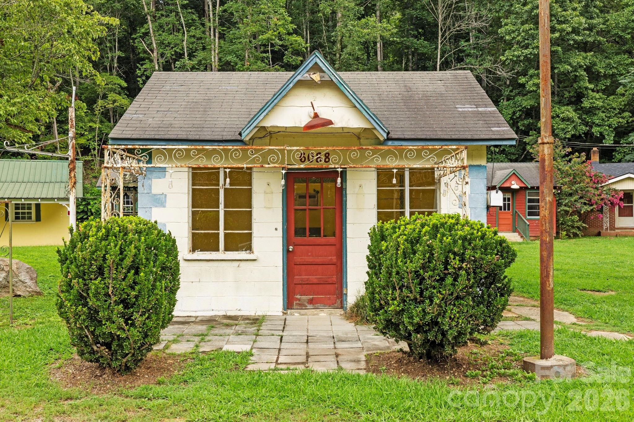 6080 Us 64/74a Highway Lake Lure NC 28746
