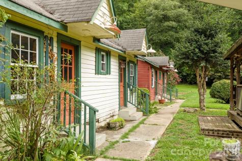 6080 Us 64/74a Highway Lake Lure NC 28746