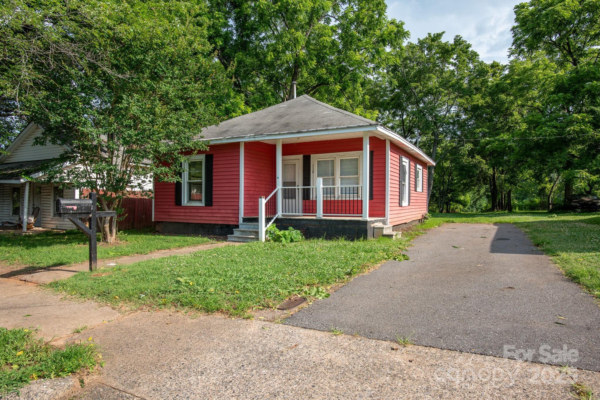 605 N Piedmont Avenue Kings Mountain NC 28086