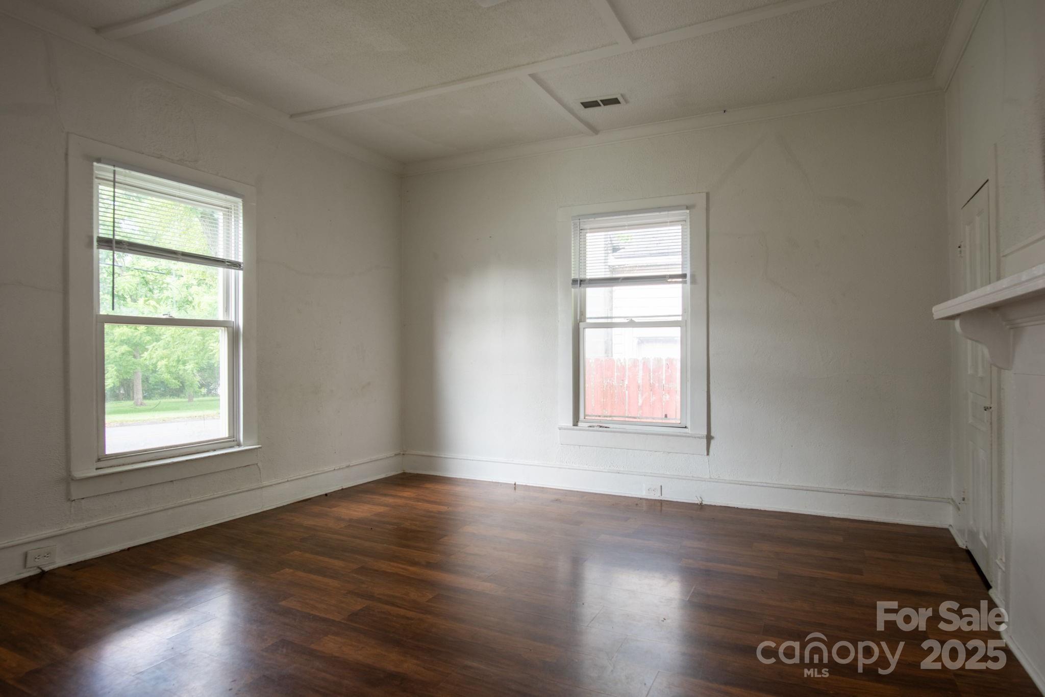 605 N Piedmont Avenue Kings Mountain NC 28086