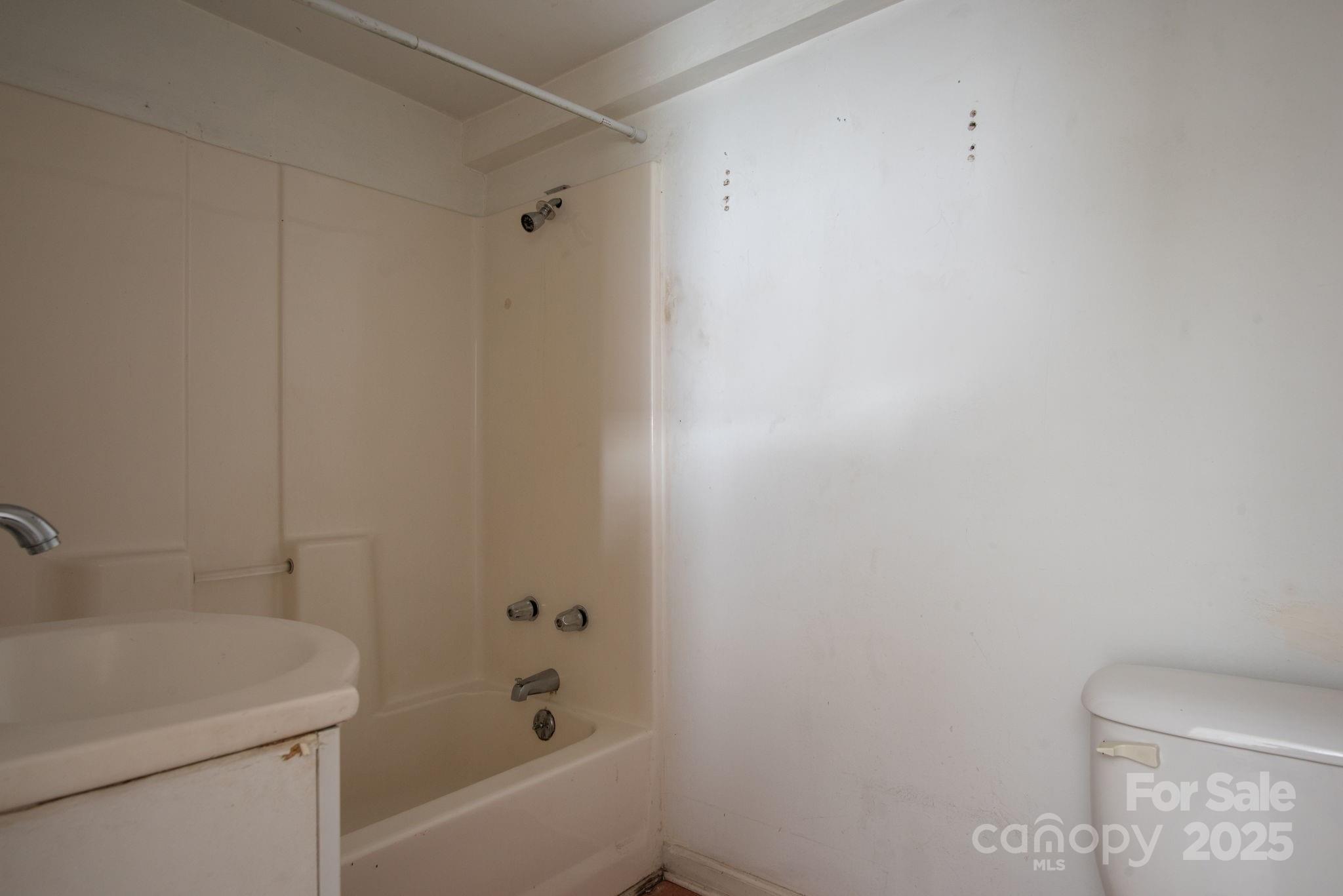 605 N Piedmont Avenue Kings Mountain NC 28086