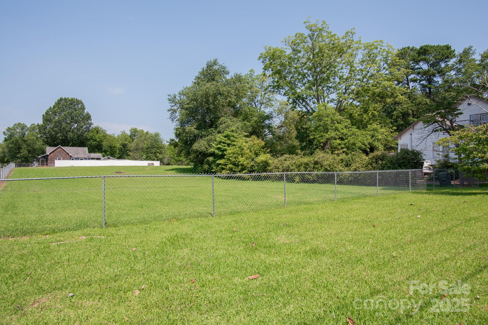 605 N Piedmont Avenue Kings Mountain NC 28086