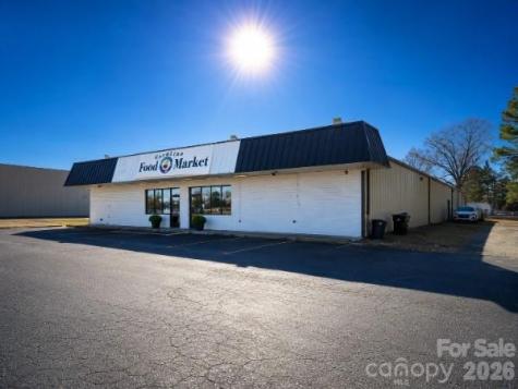 102 N Main Street Stantonsburg NC 27883