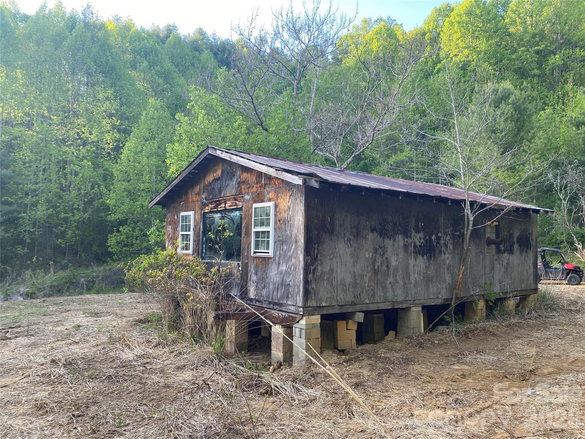 99999 Us 23 Highway Mars Hill NC 28754
