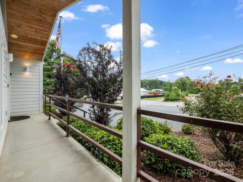 147 E Court Street Rutherfordton NC 28139