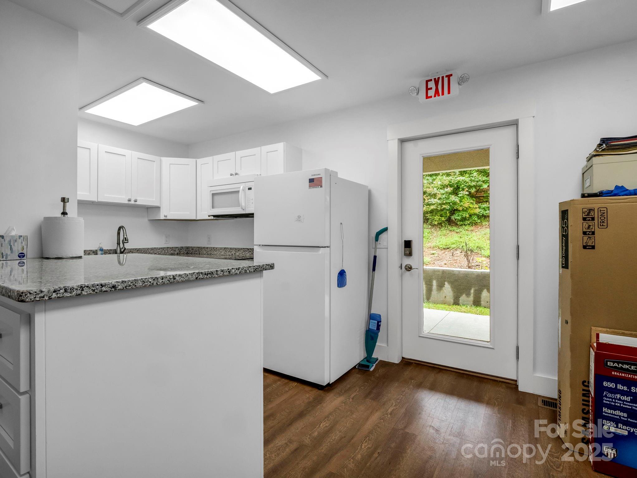 147 E Court Street Rutherfordton NC 28139