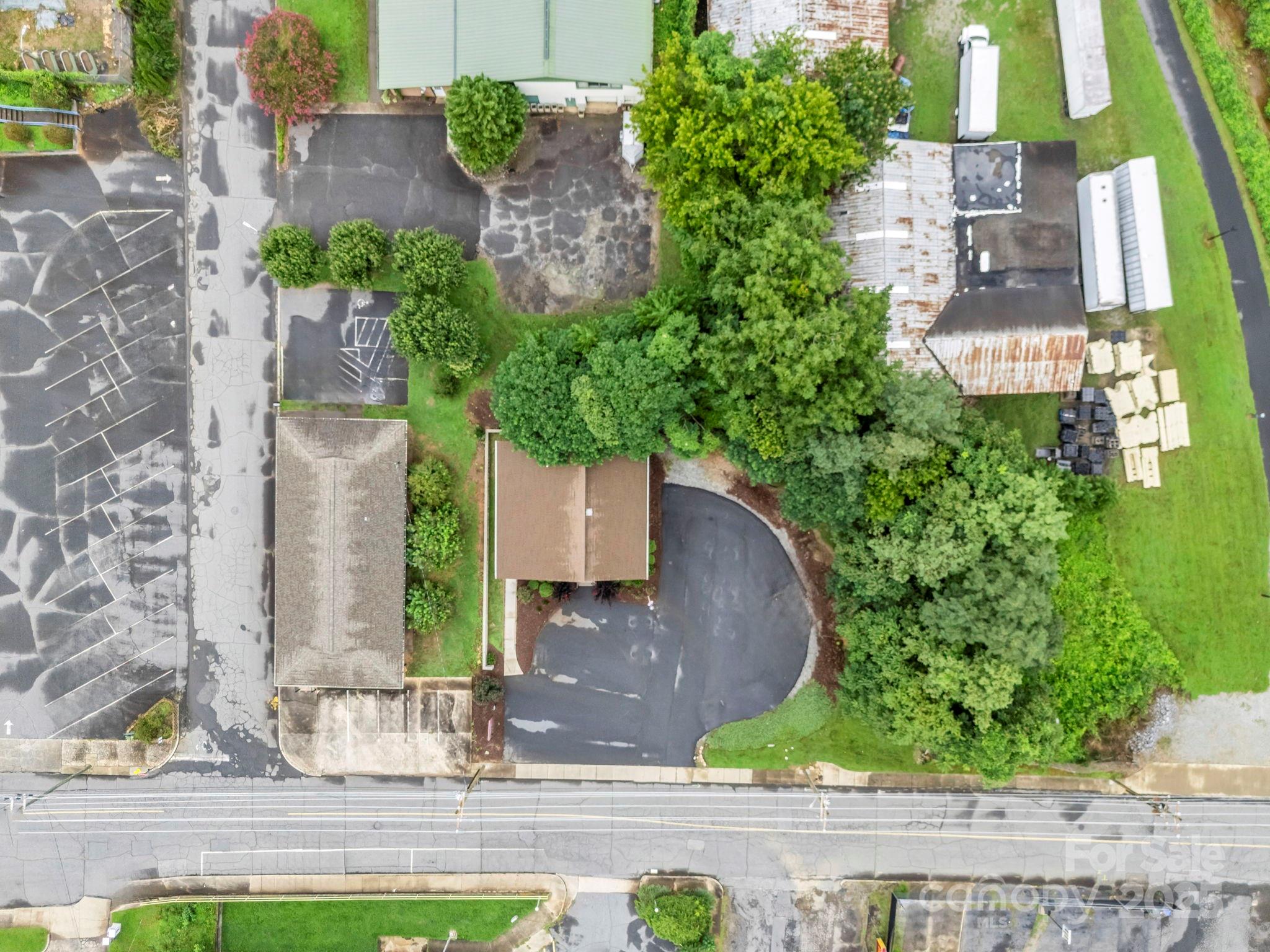 147 E Court Street Rutherfordton NC 28139