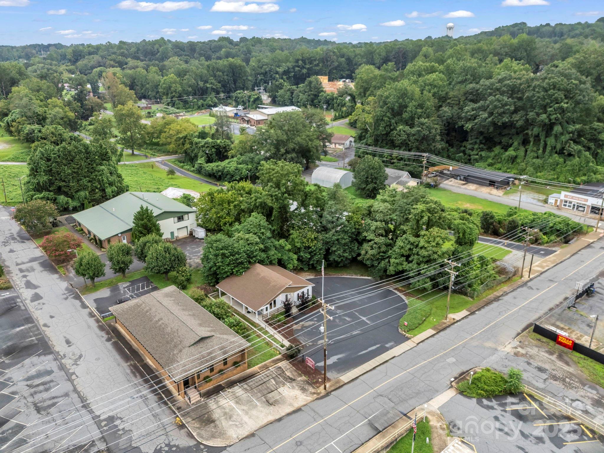 147 E Court Street Rutherfordton NC 28139
