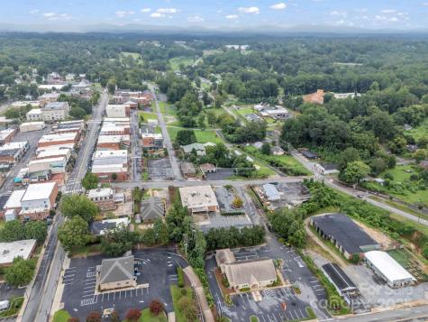 147 E Court Street Rutherfordton NC 28139