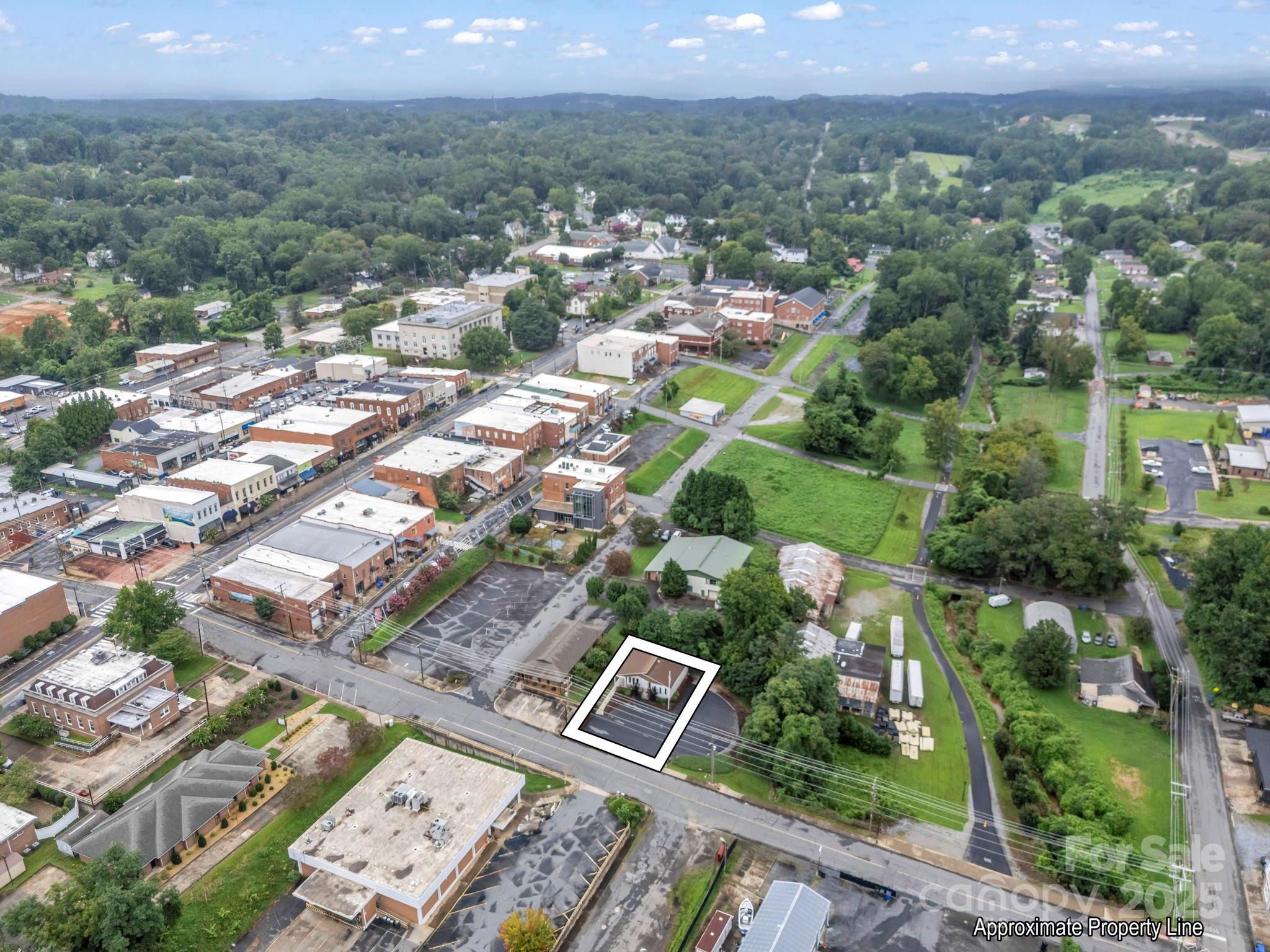 147 E Court Street Rutherfordton NC 28139