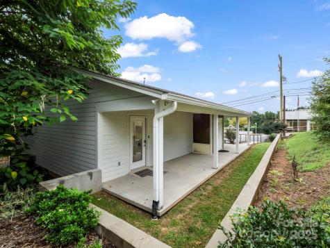 147 E Court Street Rutherfordton NC 28139