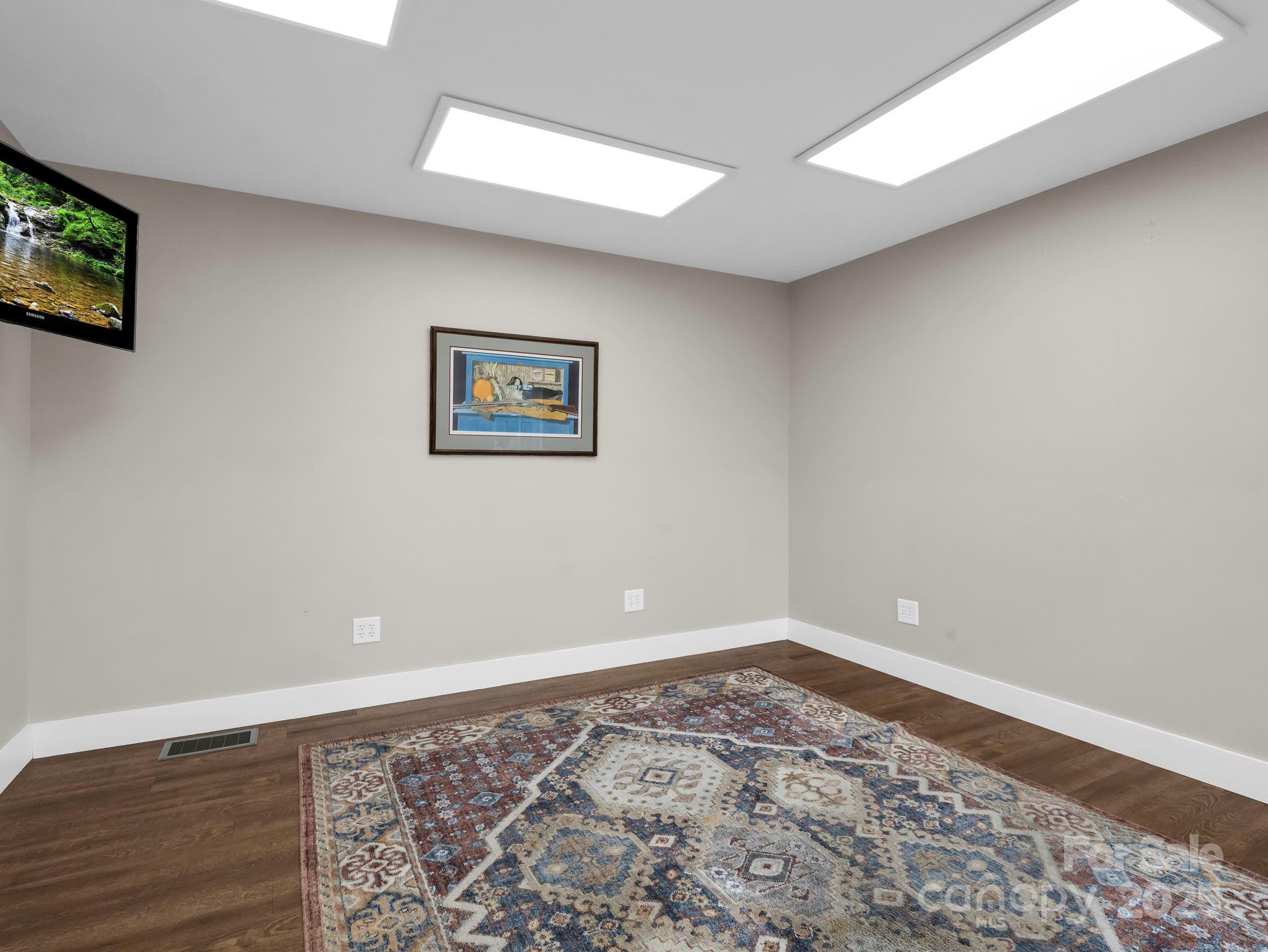 147 E Court Street Rutherfordton NC 28139