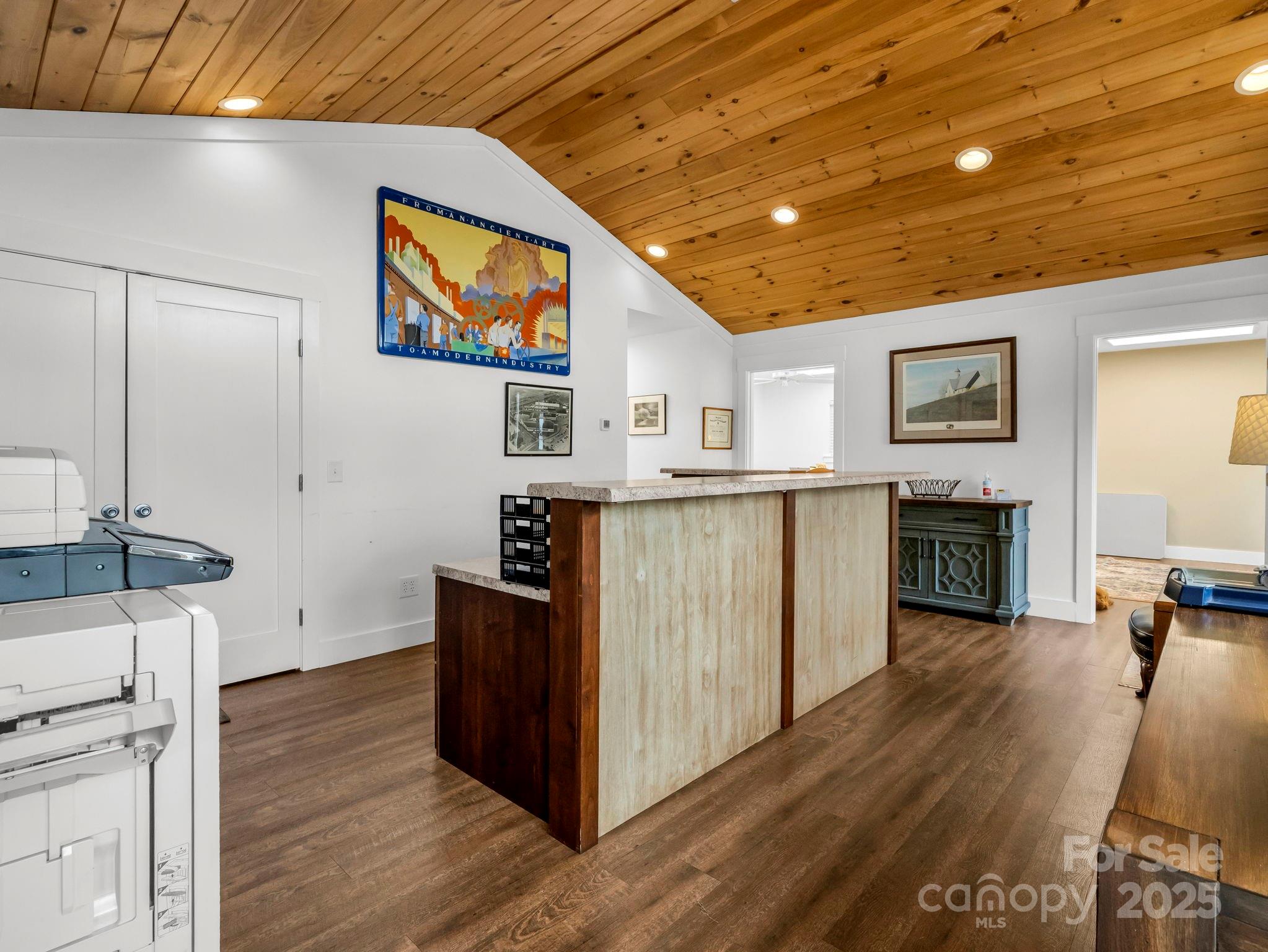 147 E Court Street Rutherfordton NC 28139