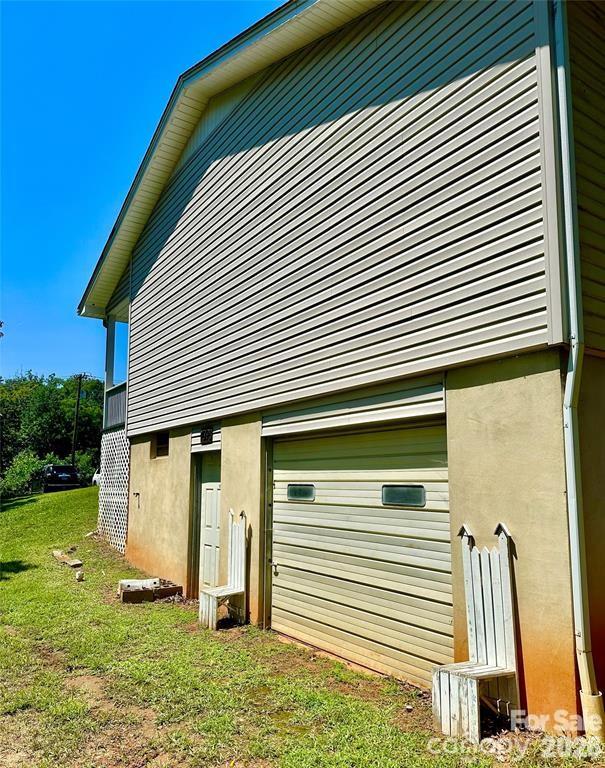 4092/4070 Hickory Boulevard Granite Falls NC 28630