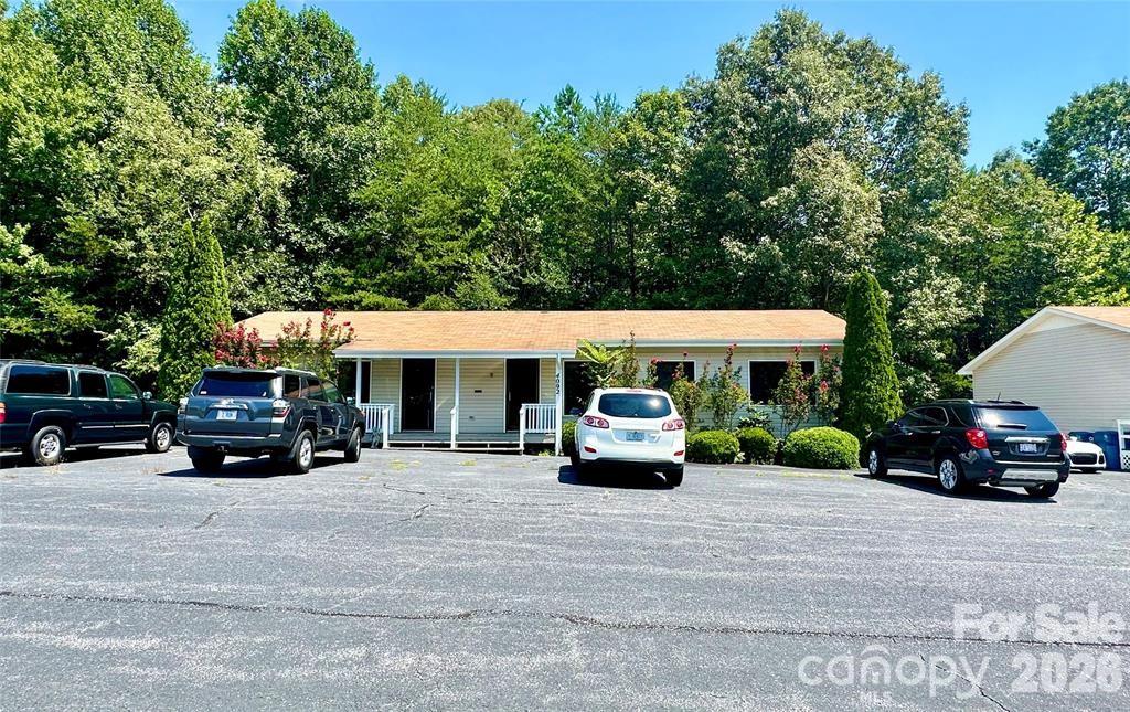 4092/4070 Hickory Boulevard Granite Falls NC 28630