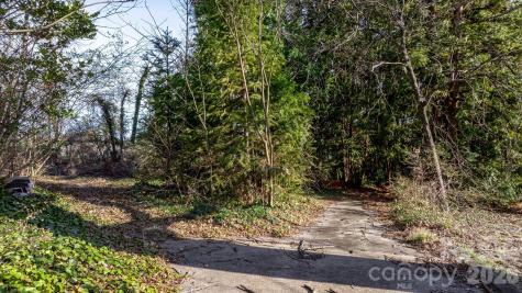 636 Main Street E Valdese NC 28690