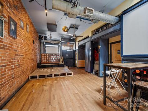111 Broadway Street Asheville NC 28801
