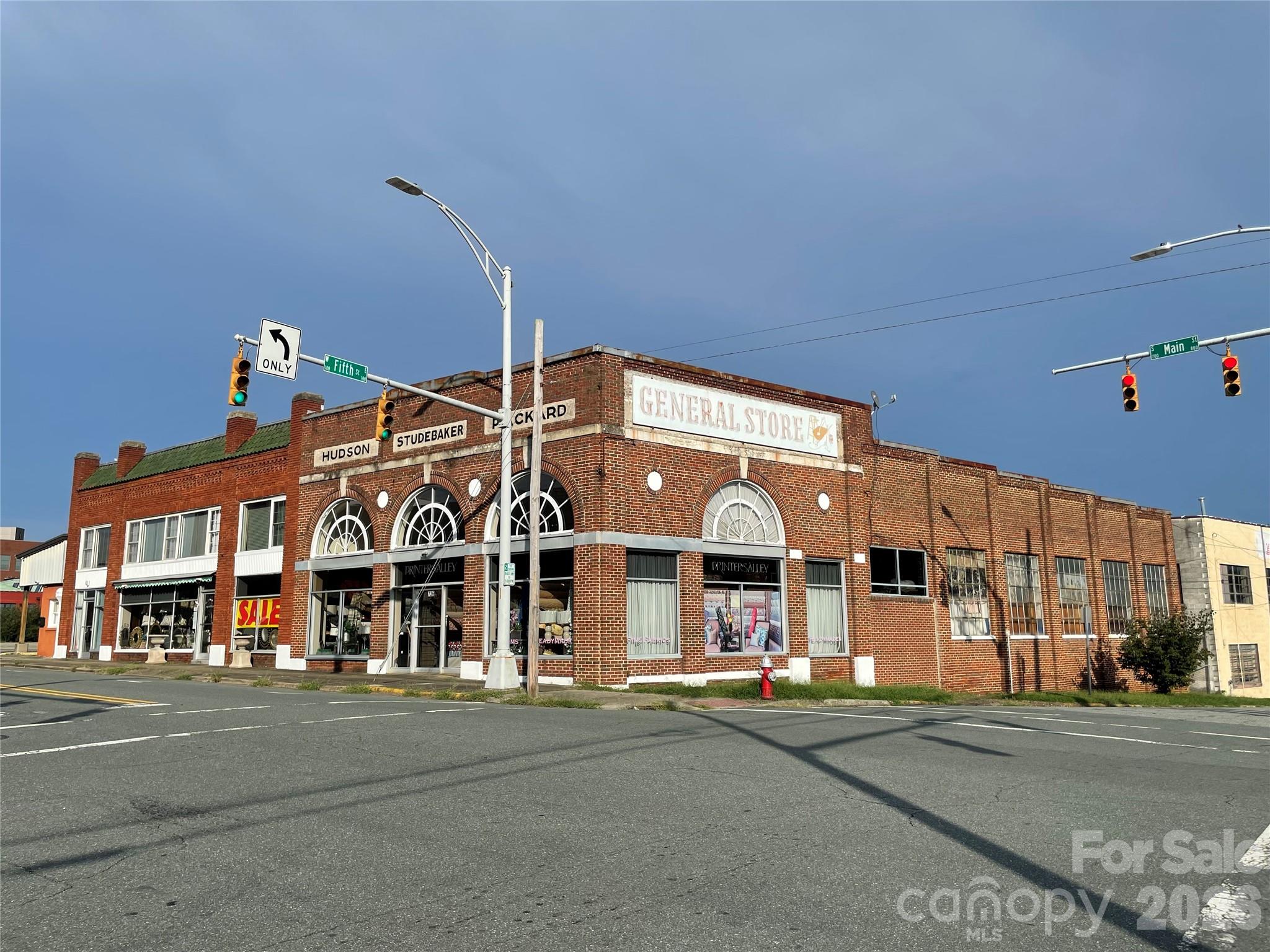 736 S Main Street Burlington NC 27215