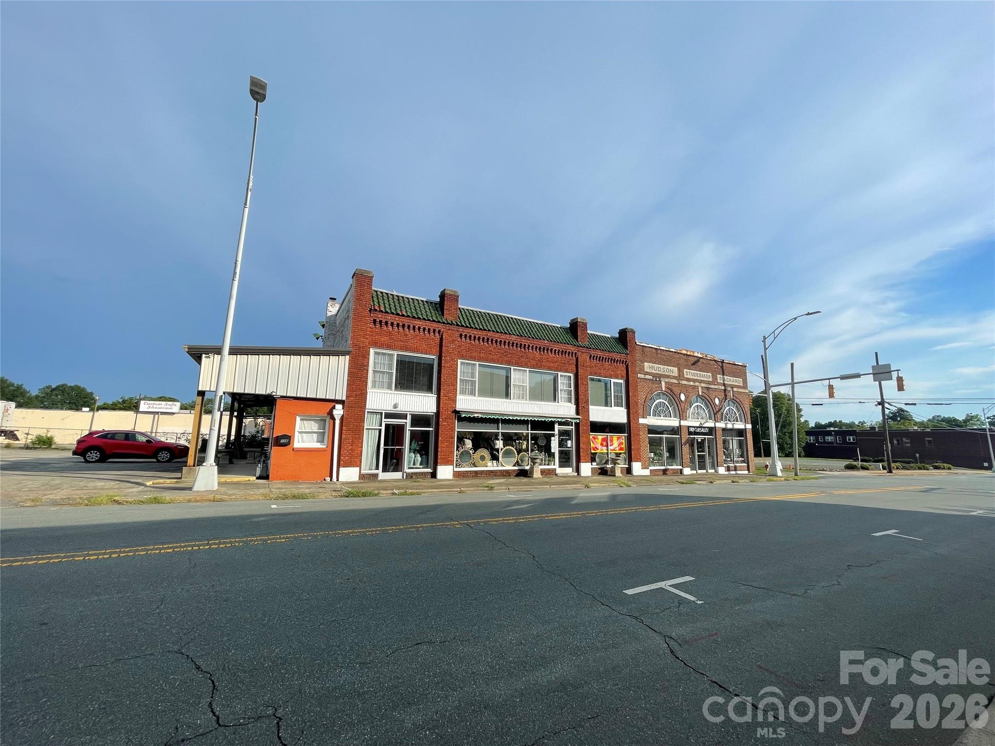 736 S Main Street Burlington NC 27215