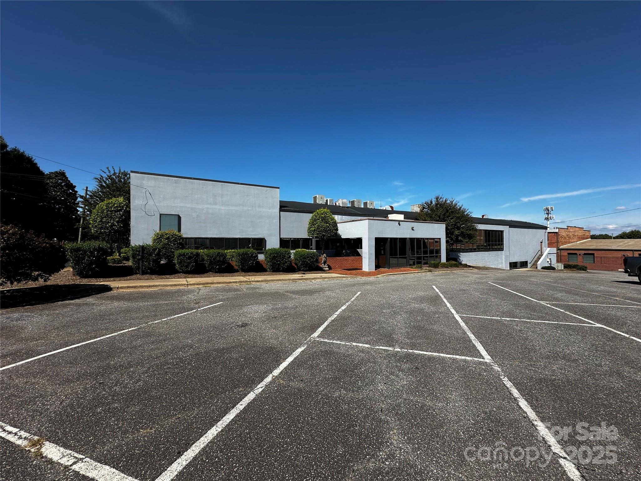 229 1st Avenue SE Hickory NC 28602