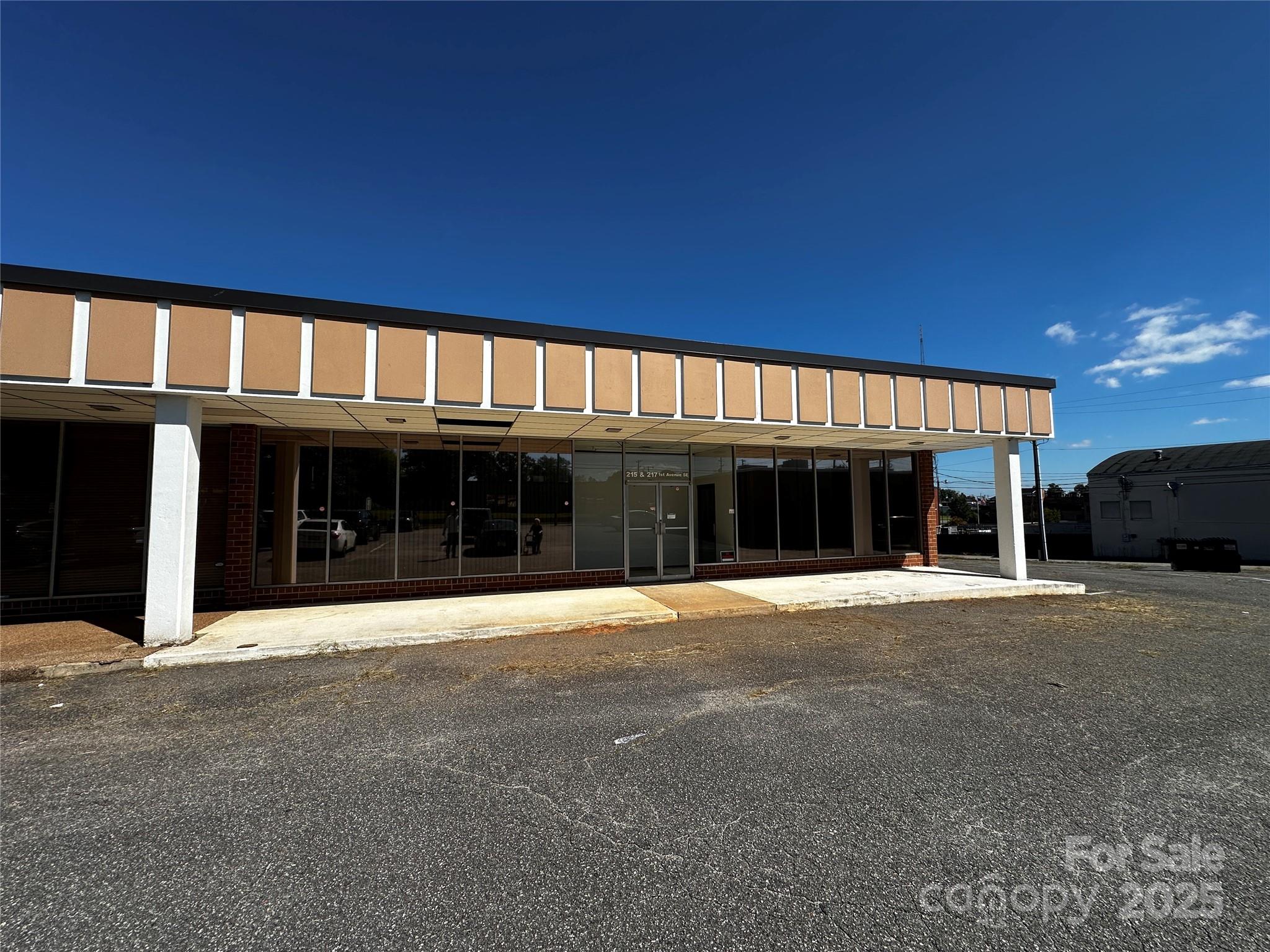 229 1st Avenue SE Hickory NC 28602