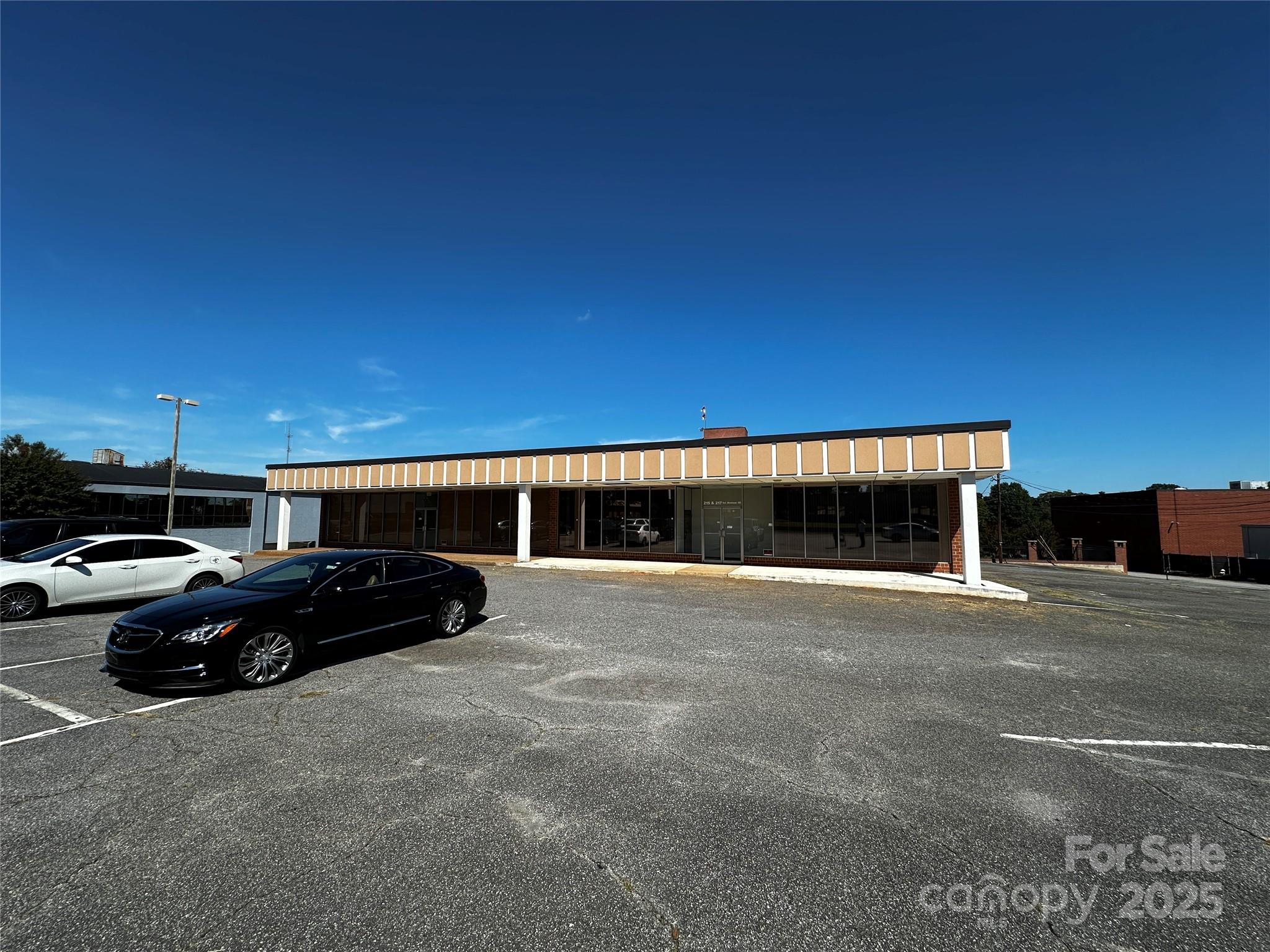 229 1st Avenue SE Hickory NC 28602