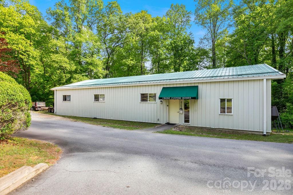 4204 Greenville Highway Brevard NC 28712