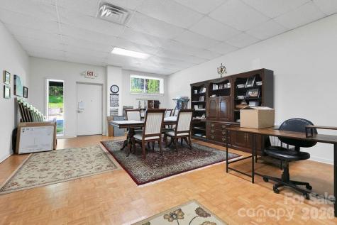 4204 Greenville Highway Brevard NC 28712