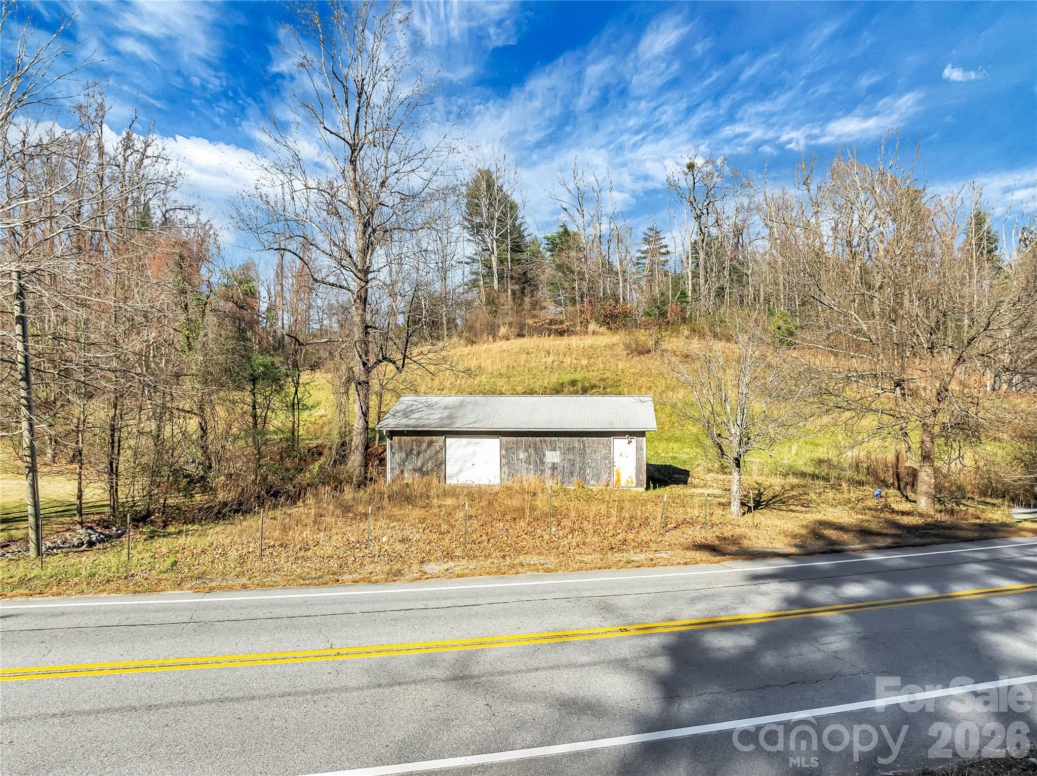 283 Ozone Drive Saluda NC 28773