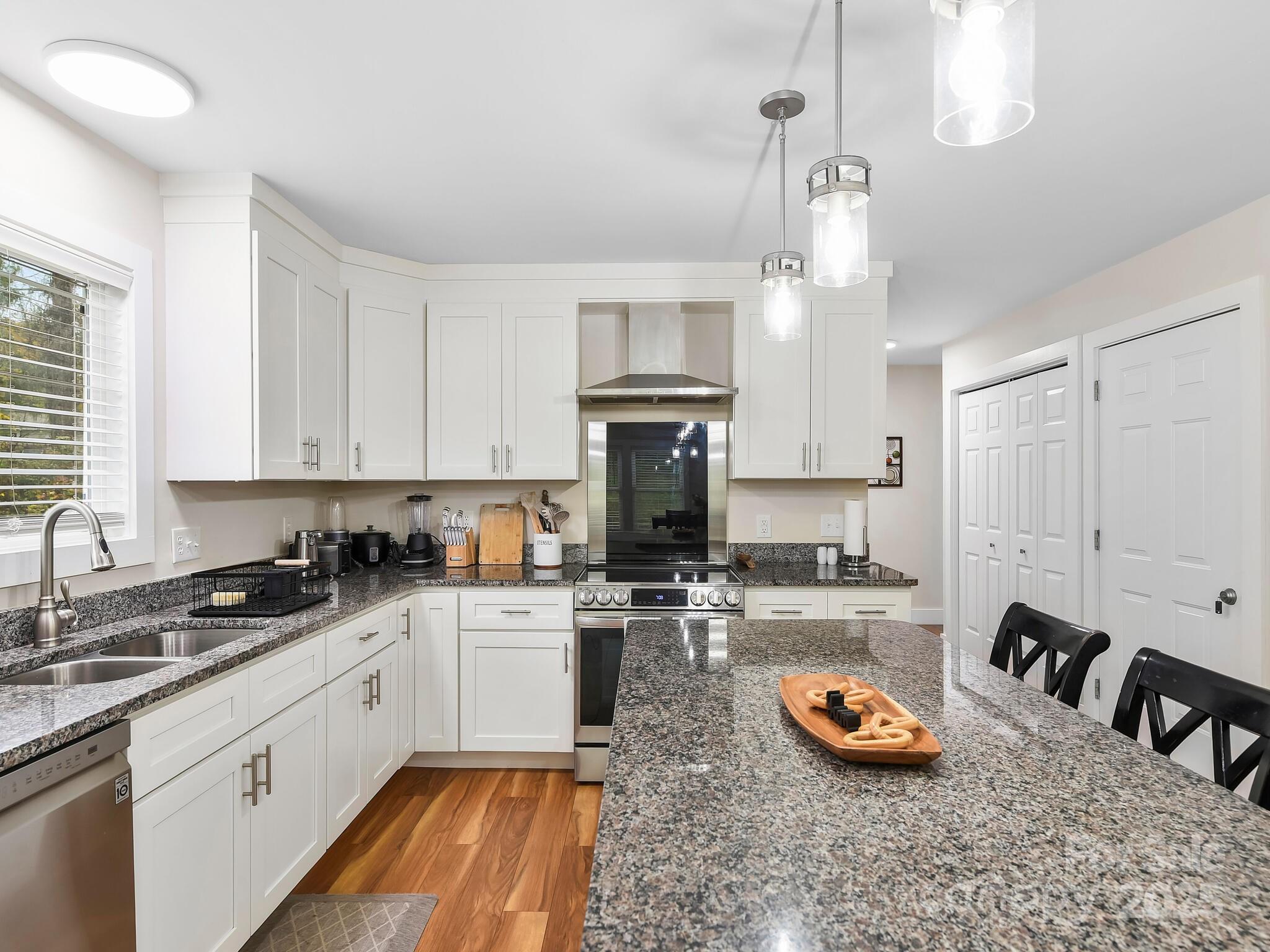 258 Old Weaverville Road Asheville NC 28804