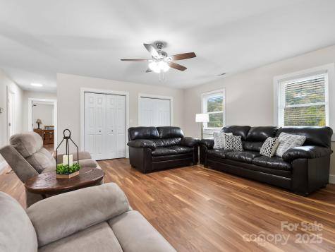 258 Old Weaverville Road Asheville NC 28804