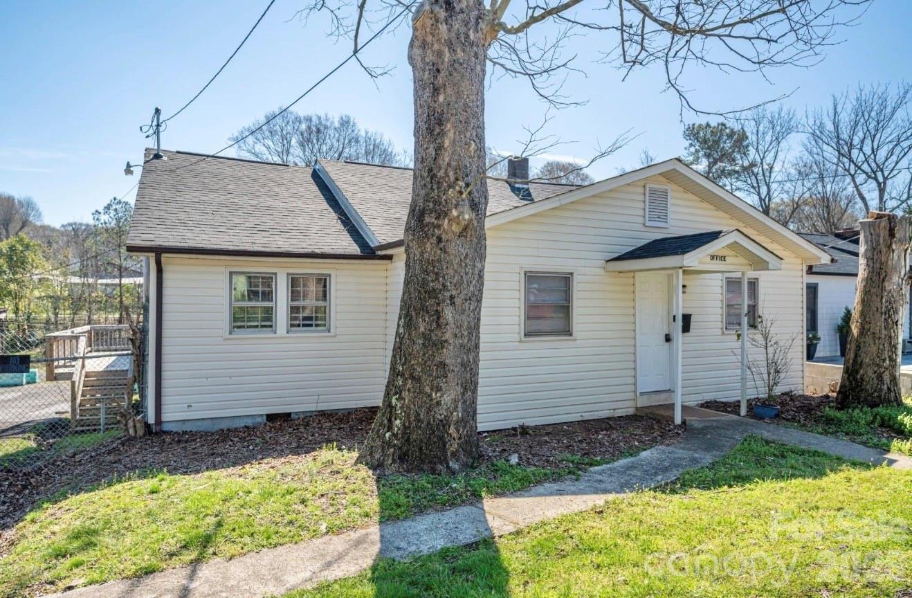 511 Lee Avenue Lincolnton NC 28092