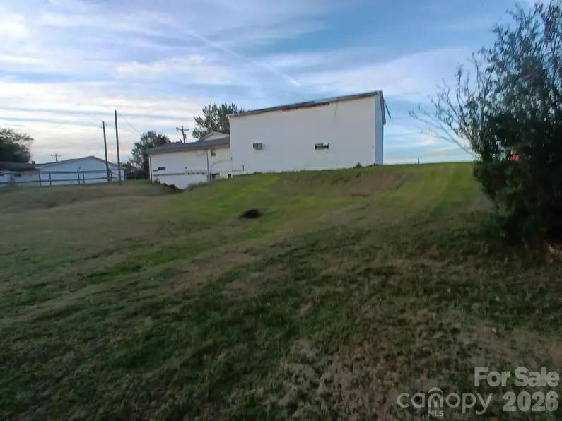 709 Cleveland Avenue Grover NC 28073