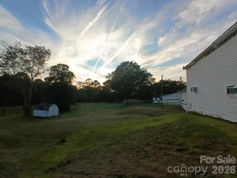 709 Cleveland Avenue Grover NC 28073