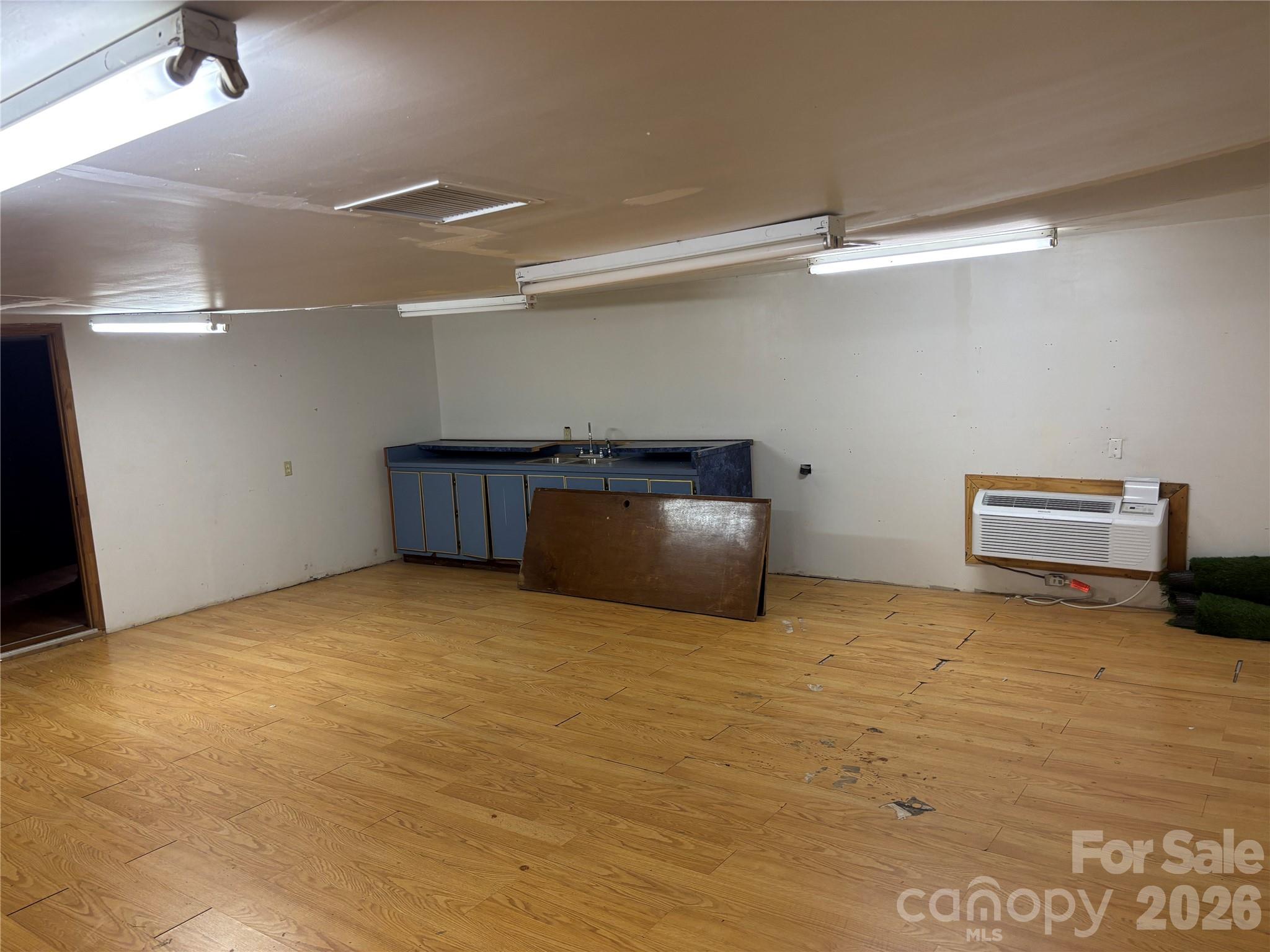 709 Cleveland Avenue Grover NC 28073