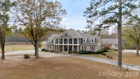 393 Youngs Bend Road Kershaw SC 29067